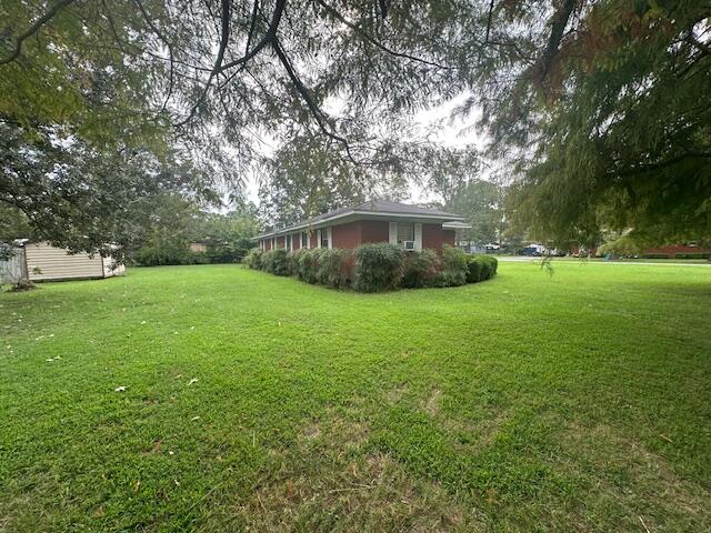 218 W 8th Street