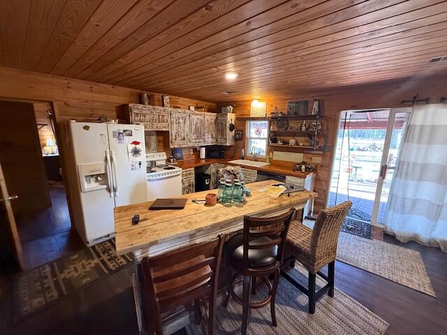 501 S Woodlawn Avenue