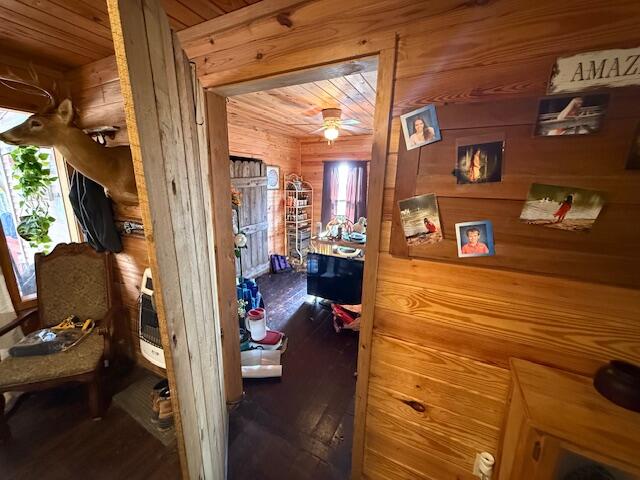 501 S Woodlawn Avenue