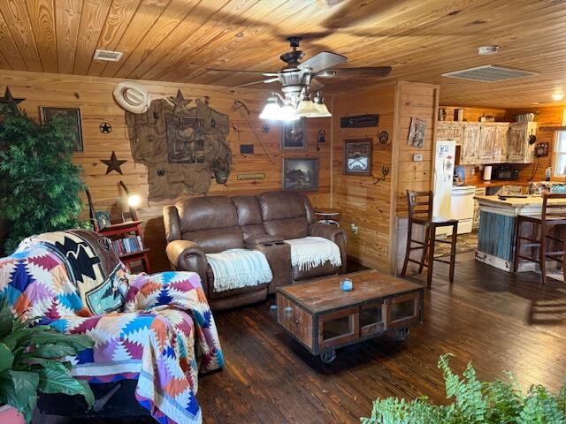 501 S Woodlawn Avenue