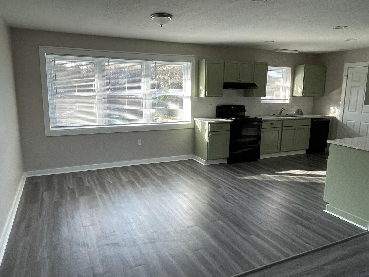 4035 Hwy 236 W