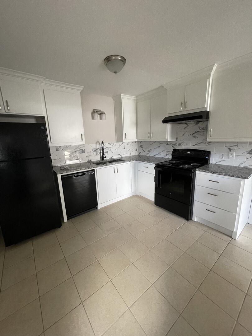 1215 Fairview Street